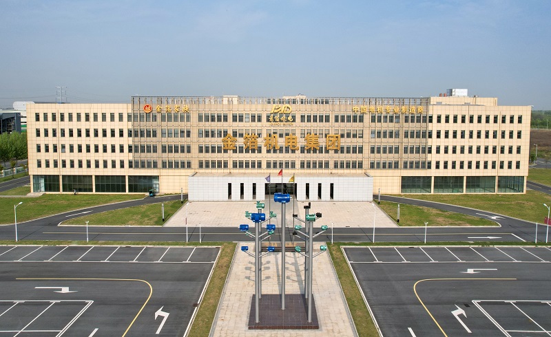 2、园区正门.jpg
